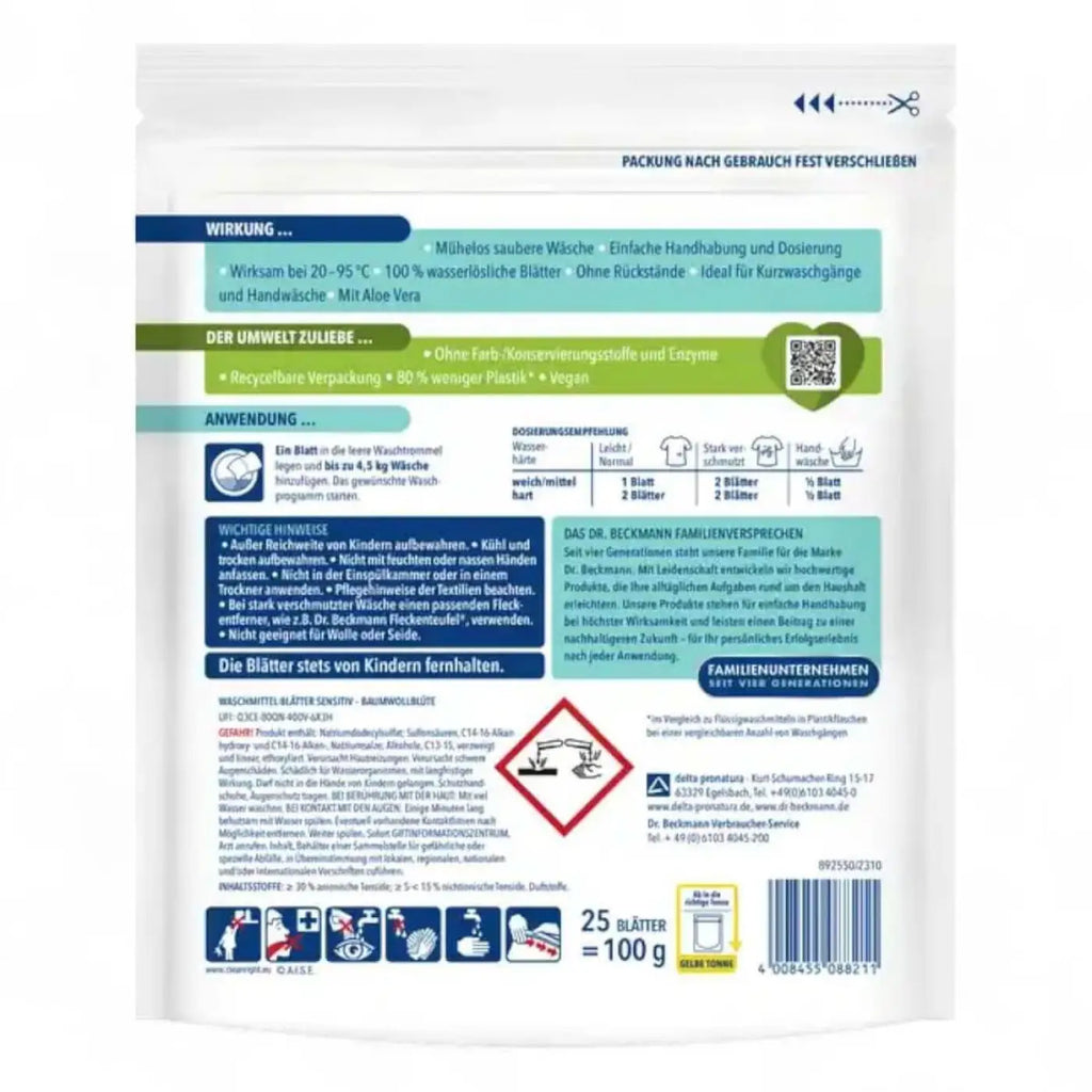 Die rückseite der weißen plastikverpackung von dr beckmann magic leaves waschmittel blätter sensitiv 25 wl