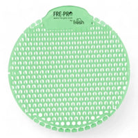 Hellgrüner runder plastik urinalsieb mit perforiertem design und fre-pro by fresh branding für frischen duft