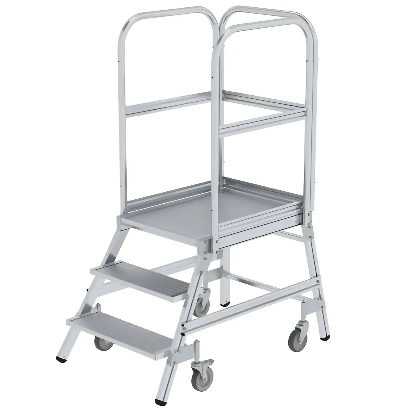 Silberne aluminium podesttreppe mit drei stufen, oberster plattform und vier federrollen für mobilität