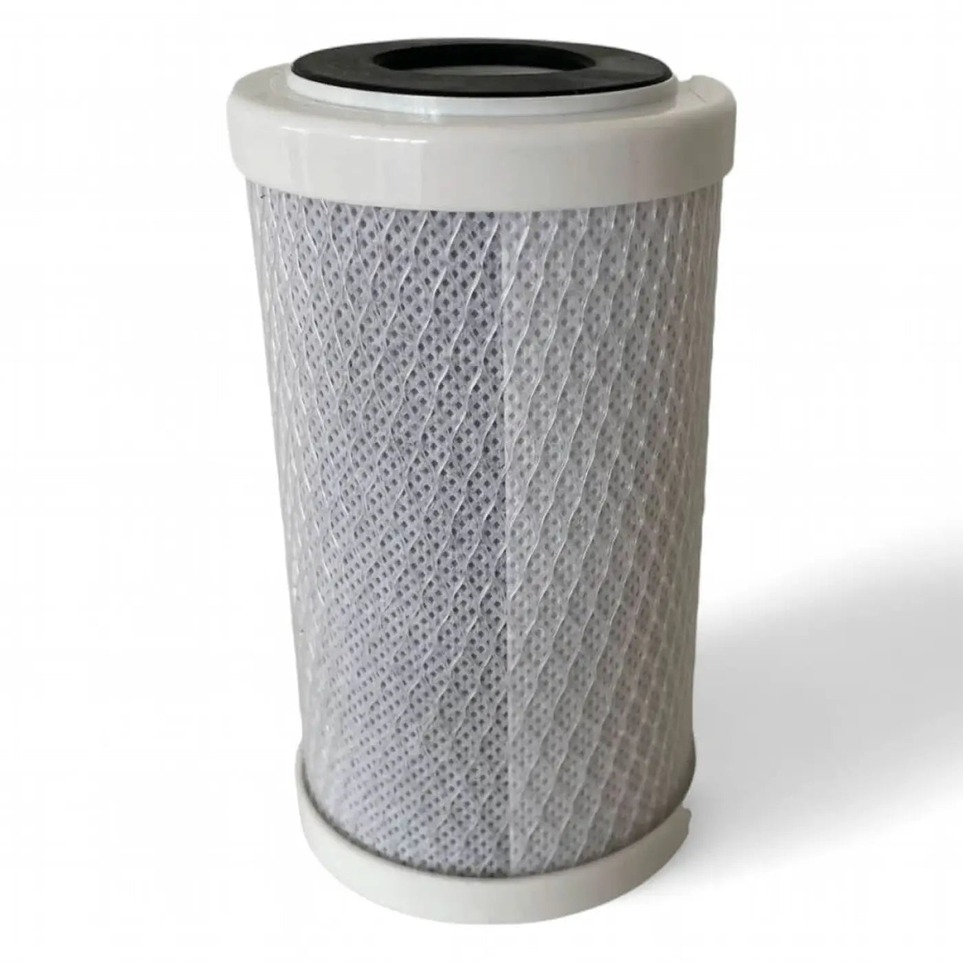 Osmobil vorfilter in weiß mit schwarzer abdeckkappe und perforiertem metallgehäuse für one systeme