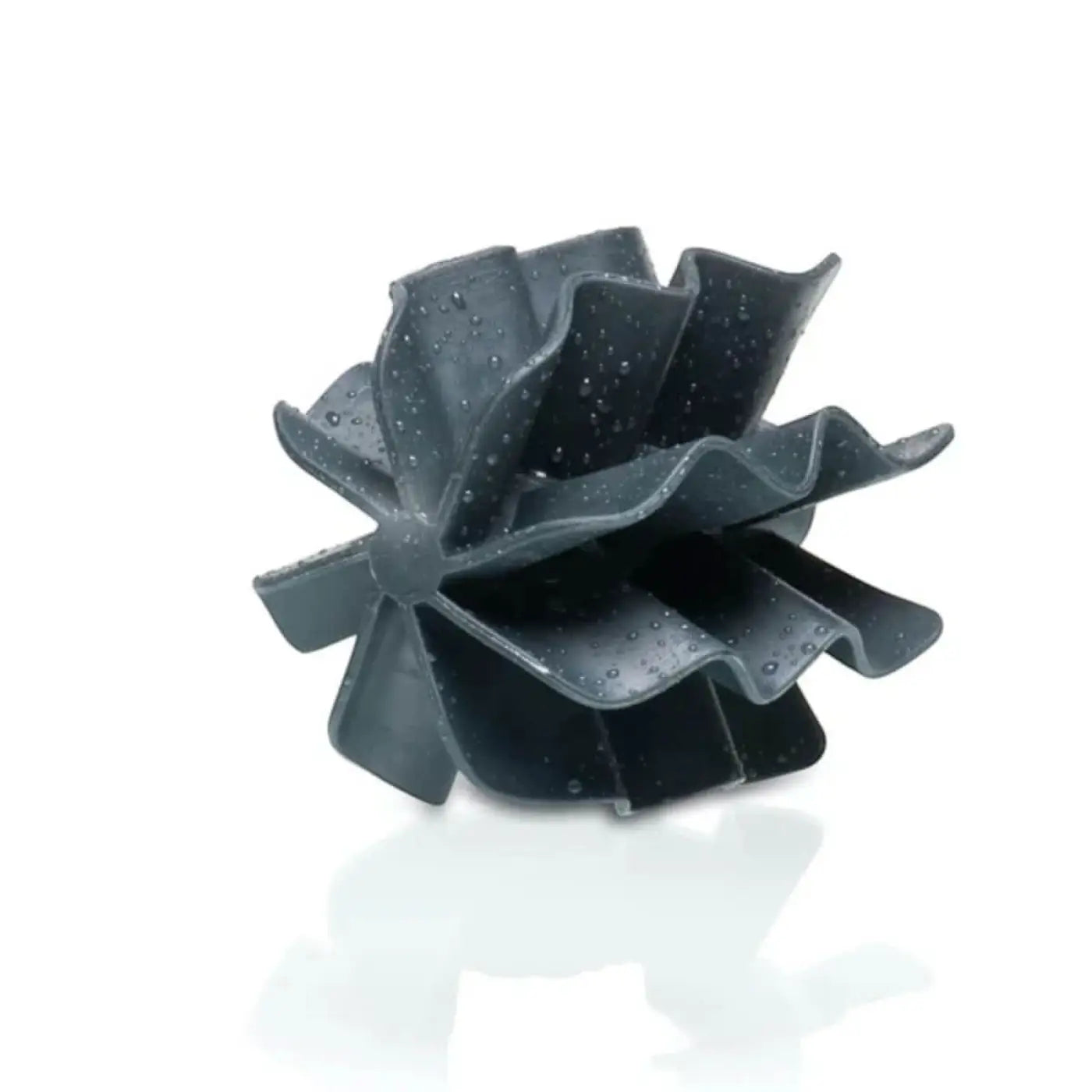 Schwarzer sauba ersatzkopf loowy aus silikon in blumenform als wasserbelüfteraufsatz