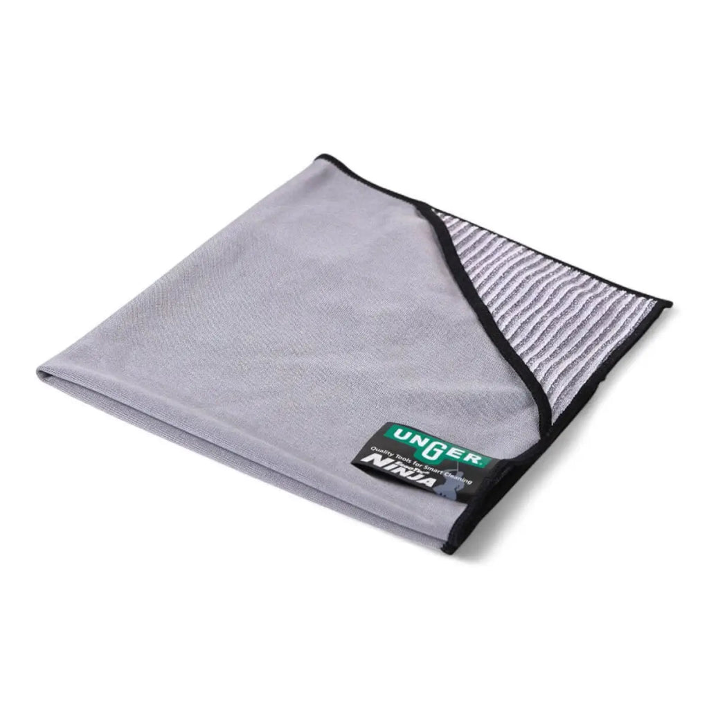 Graues mikrofaser-reinigungstuch mit schwarzem rand und gestreifter struktur für unger ninja 6in1 carbon-stangen-set akn19