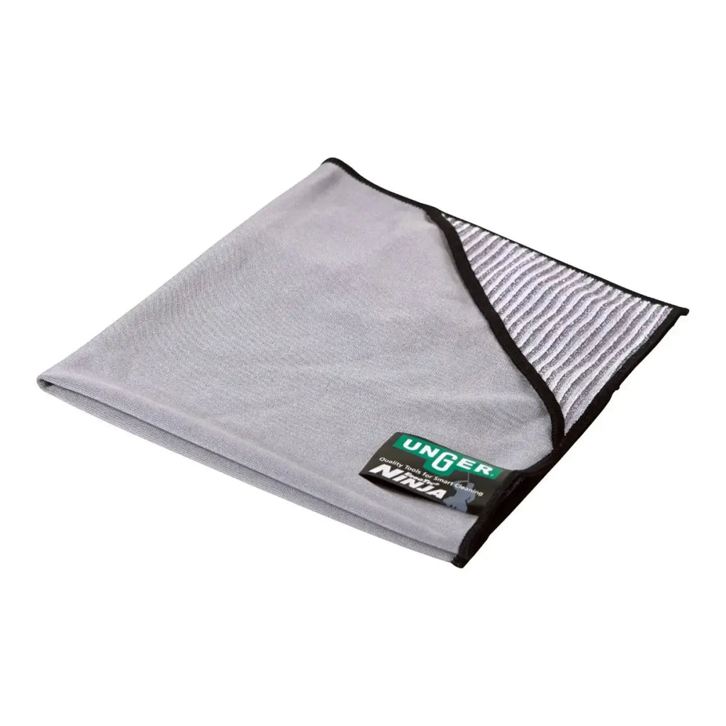 Graues mikrofaser-reinigungstuch mit schwarzem rand und streifenmuster ungner ninja label aus dem unger ninja 6in1 complete kit