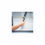 Schwarzer ungor stingray-handstaubsauger mit ergonomischem griff und metallischen akzenten im stingray-set 160 os mit quikpads